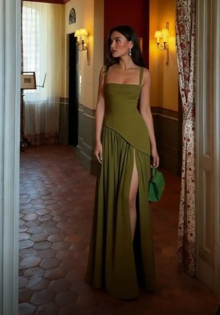 Vestido Comprido com Corpete, Laço e Fenda — foto 2 | Tolobasao