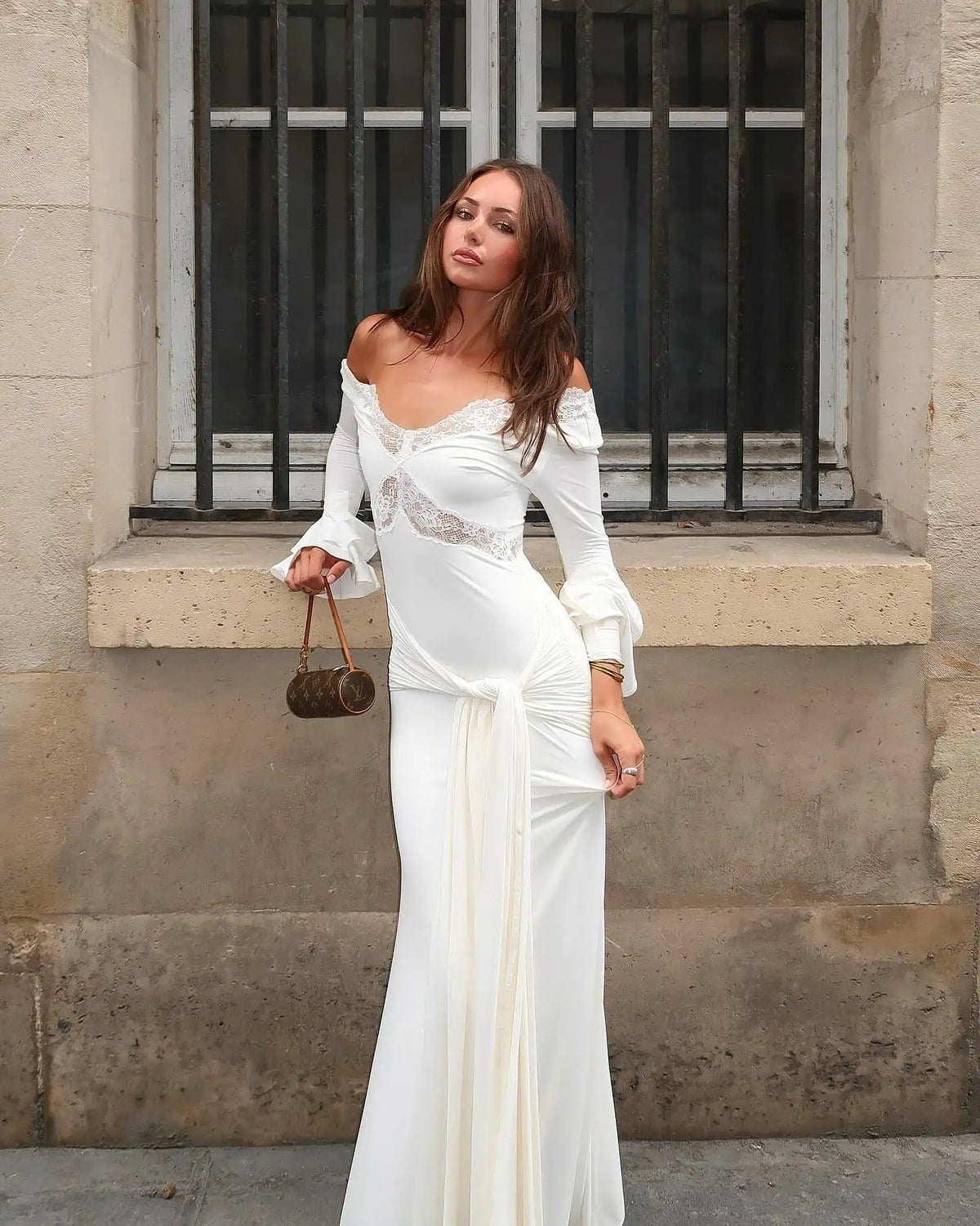 Vestido Comprido de Manga Comprida com Renda em Branco — foto 6 | Tolobasao