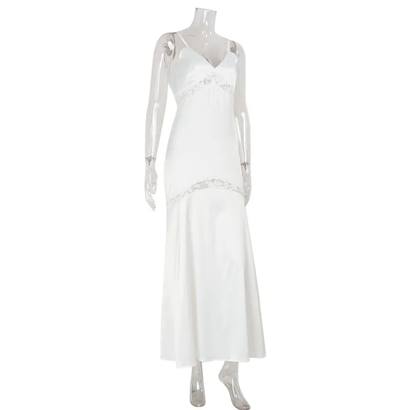 Vestido Comprido Branco de Cetim e Renda — foto 12 | Tolobasao