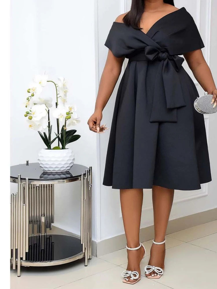 Vestido Midi com Laço e Decote em V — foto 6 | Tolobasao