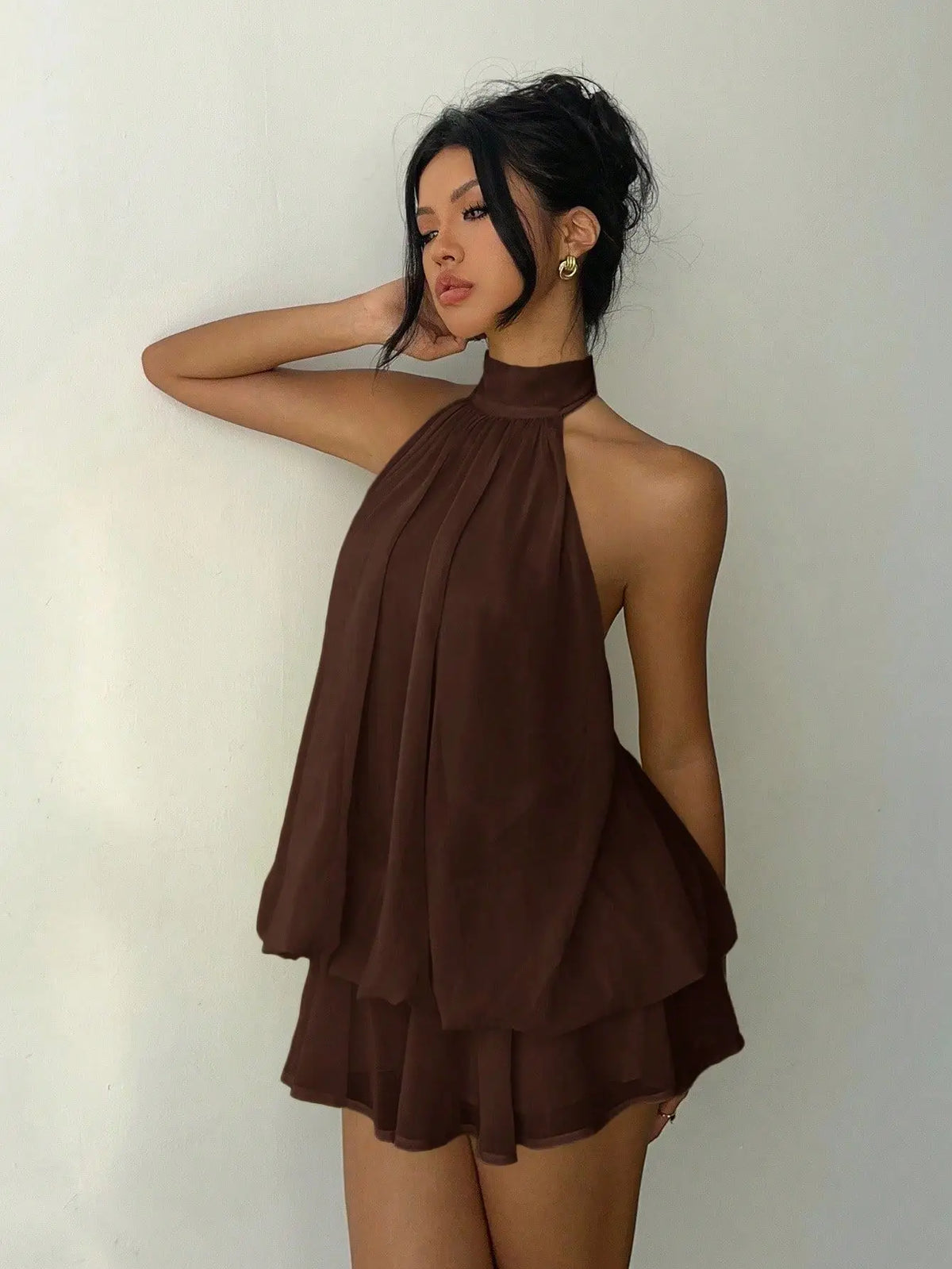 Vestido Curto de Chiffon com Decote Halter — foto 49 | Tolobasao