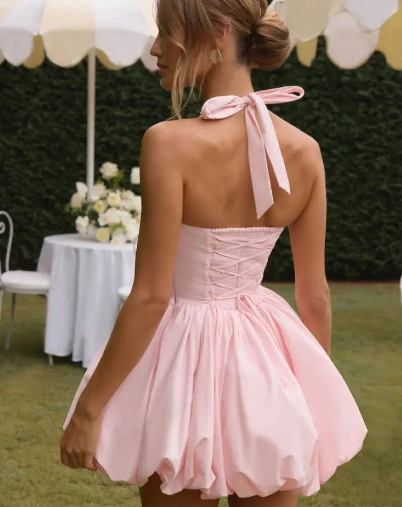 Vestido Curto Vermelho com Corpete e Decote Halter — foto 43 | Tolobasao