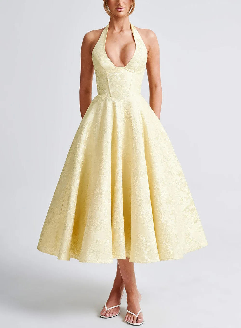 Vestido Comprido com Laço e Corpete — foto 37 | Tolobasao