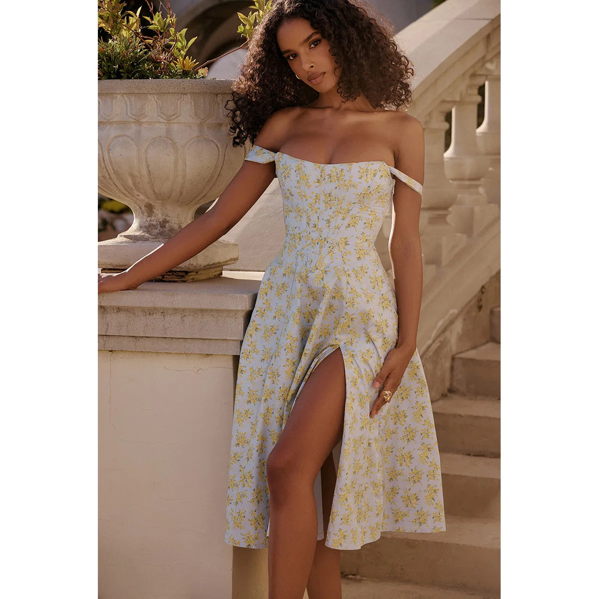 Vestido Midi Floral com Corpete e Bolsos — foto 4 | Tolobasao