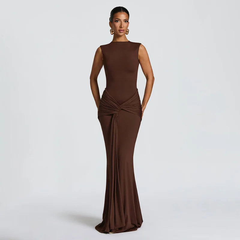 Vestido Comprido sem Mangas com Costas Descobertas — foto 32 | Tolobasao