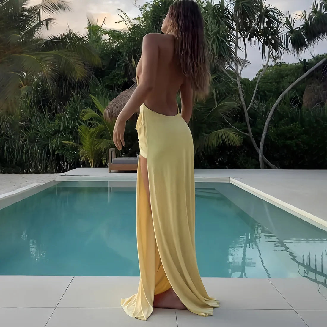 Vestido Comprido com Decote em V e Franzidos — foto 3 | Tolobasao