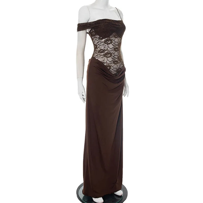 Vestido Comprido de Um Ombro com Renda — foto 12 | Tolobasao