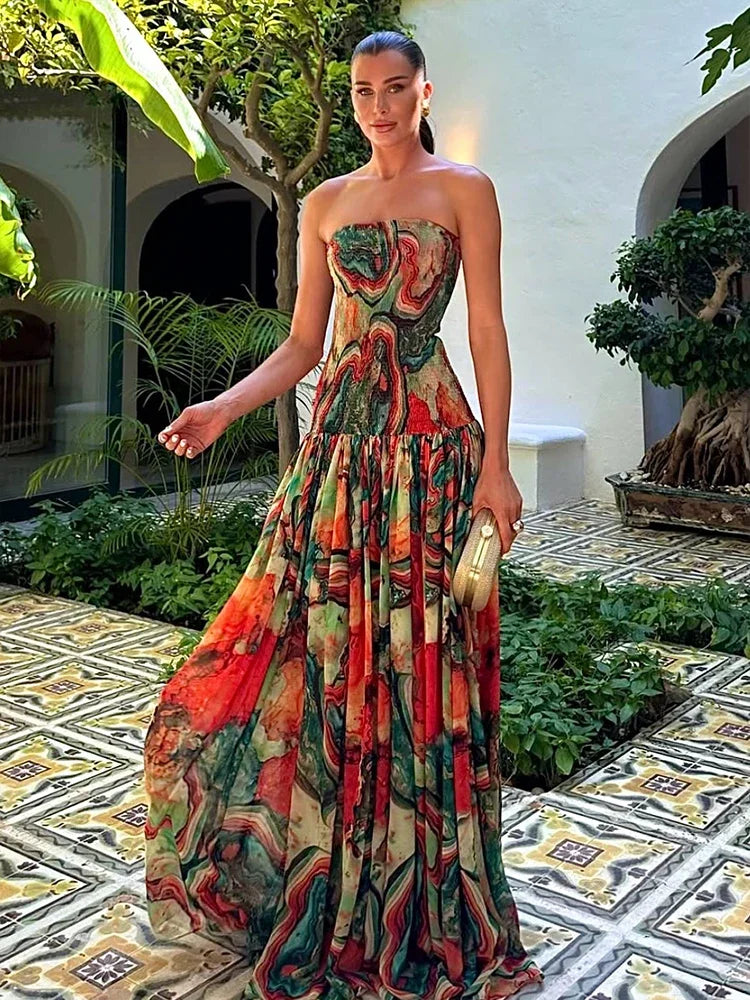 Vestido Comprido Plissado sem Alças — foto 1 | Tolobasao