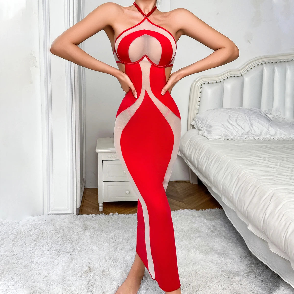 Vestido Comprido com Decote Halter e Costas Descobertas — Vermelho — foto 2 | Tolobasao