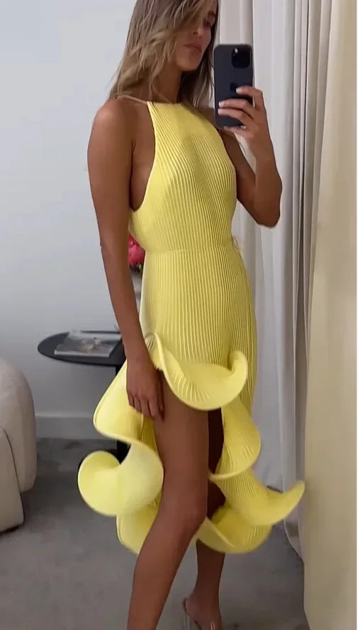 Vestido Midi Plissado com Decote Halter — foto 30 | Tolobasao