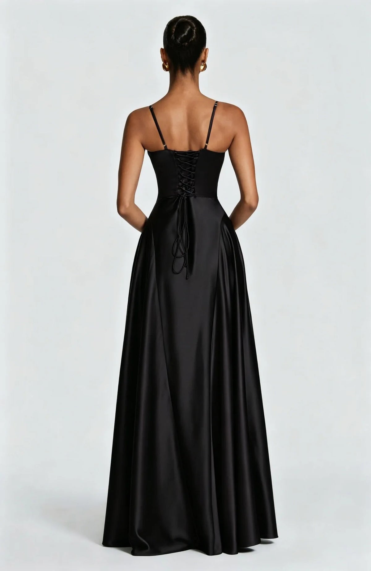 Vestido Comprido de Cetim com Corpete e Costas Descobertas — foto 20 | Tolobasao