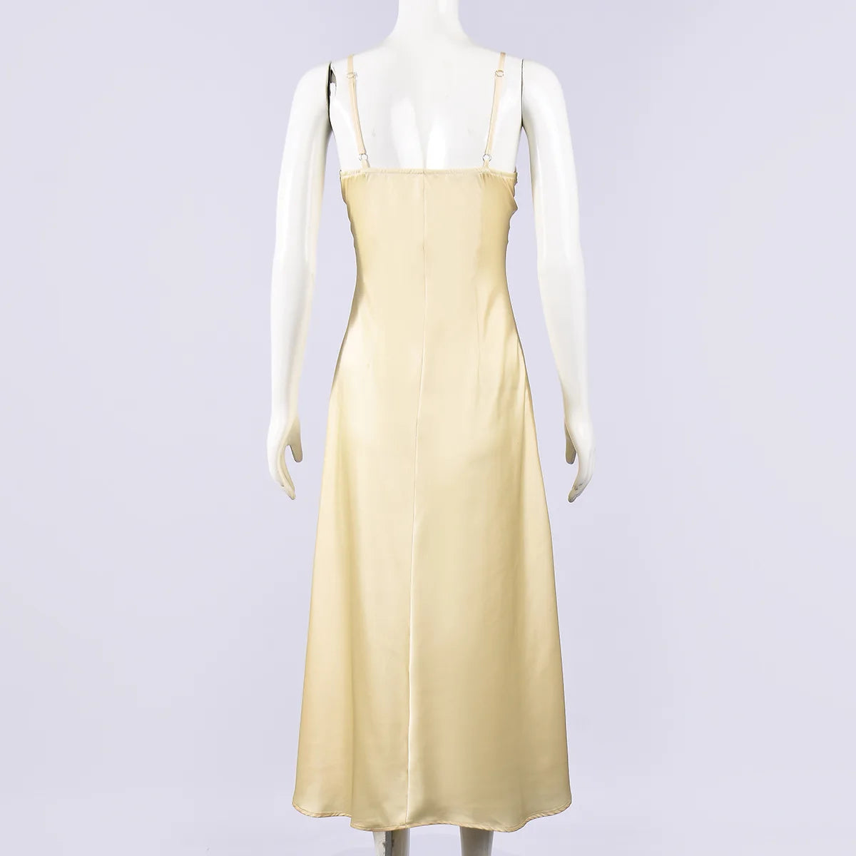Vestido Comprido de Cetim com Renda — foto 11 | Tolobasao
