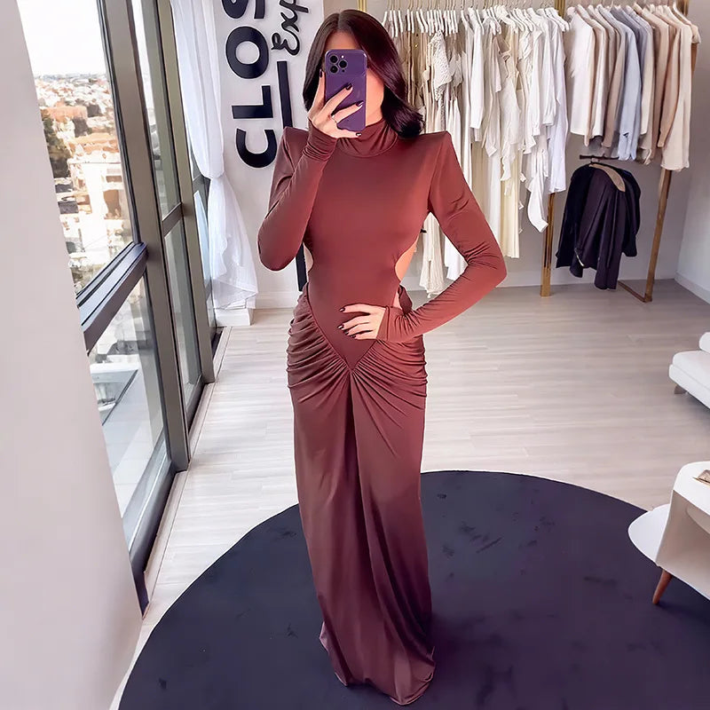 Vestido Comprido de Malha com Gola Alta e Costas Descobertas — foto 37 | Tolobasao