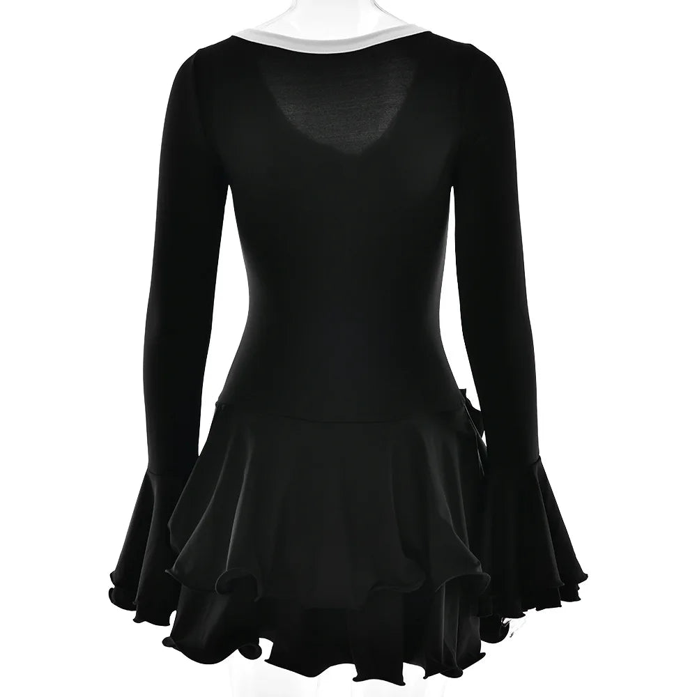 Vestido Curto com Folhos e Mangas Amplas — foto 13 | Tolobasao