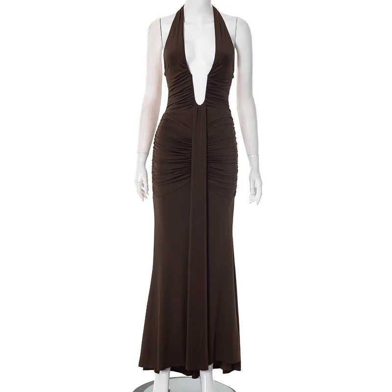 Vestido Comprido com Decote Halter e Costas Descobertas — Bordô — foto 11 | Tolobasao