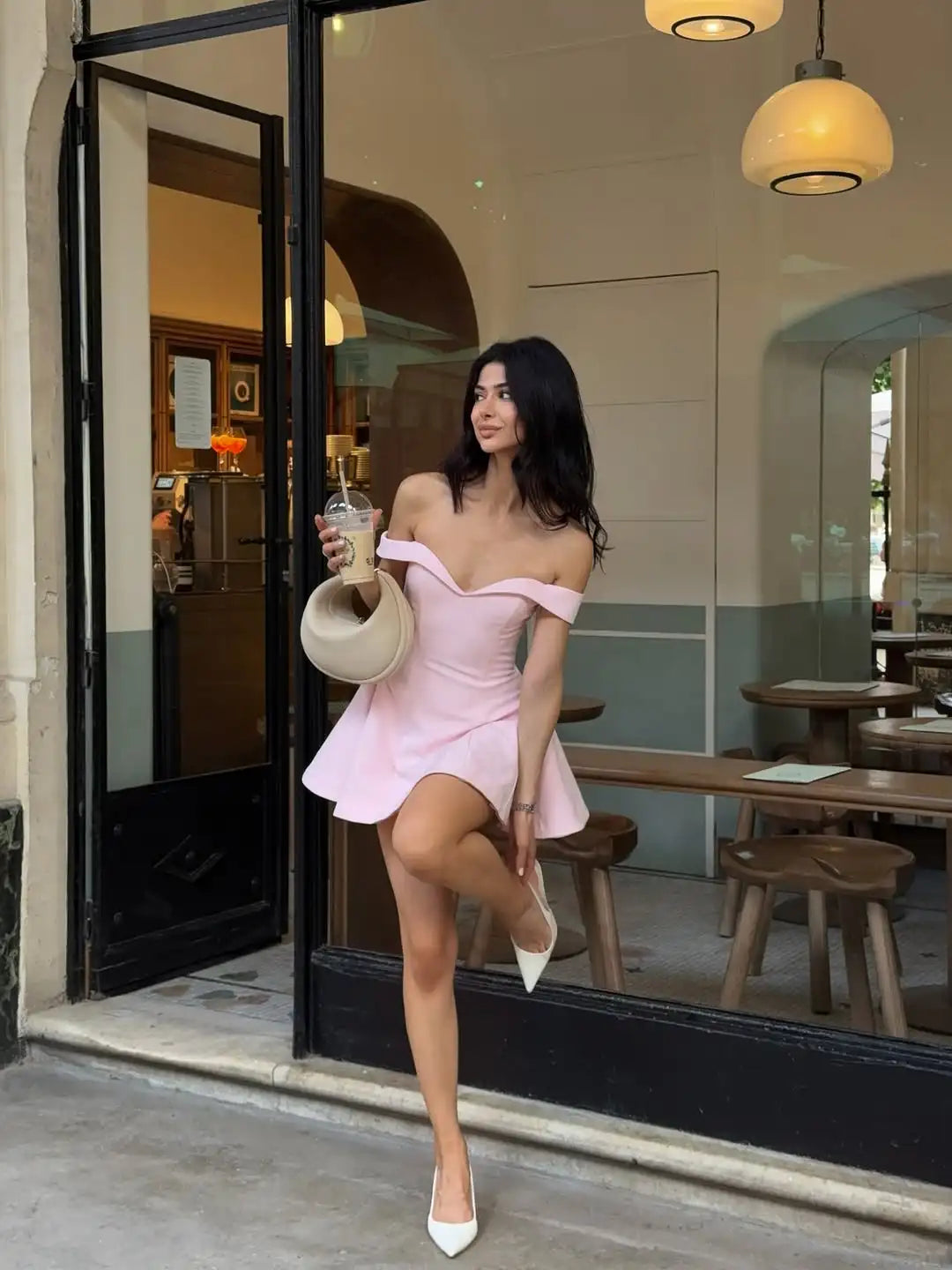 Vestido Curto Rosa de Ombros Descobertos — foto 25 | Tolobasao