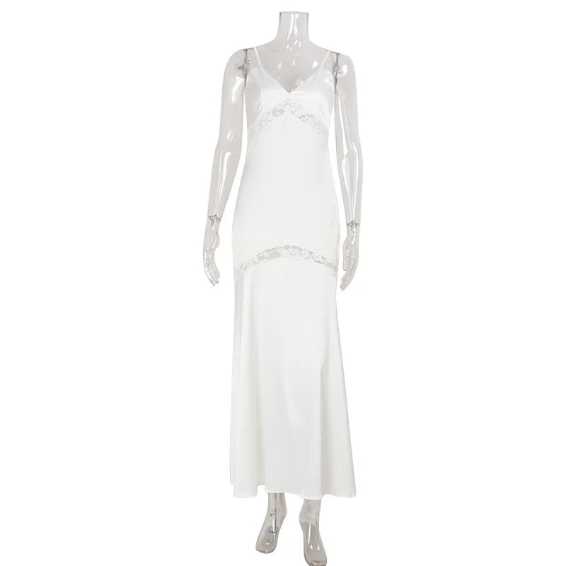Vestido Comprido Branco de Cetim e Renda — foto 10 | Tolobasao
