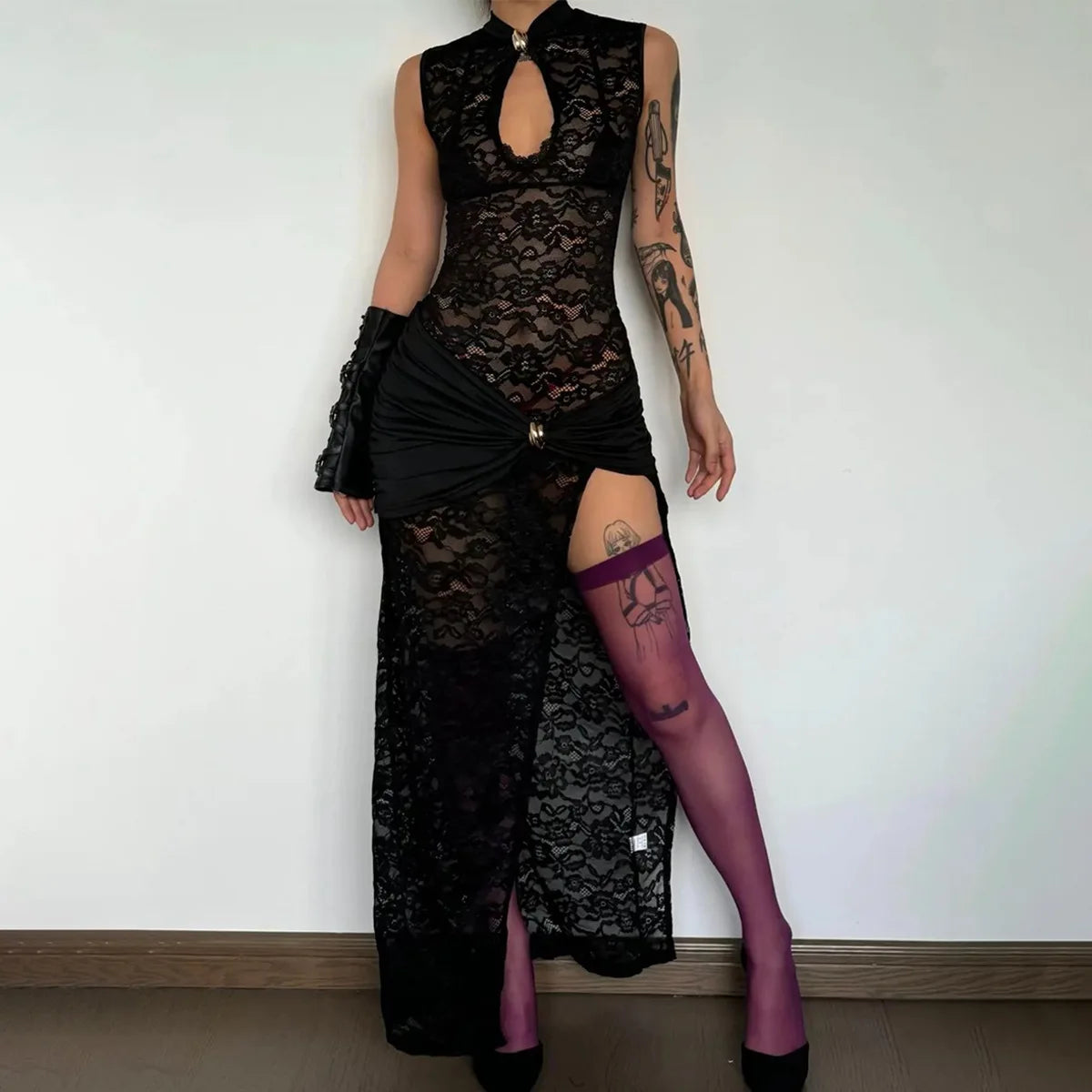 Vestido Comprido de Renda com Fenda Alta — foto 20 | Tolobasao
