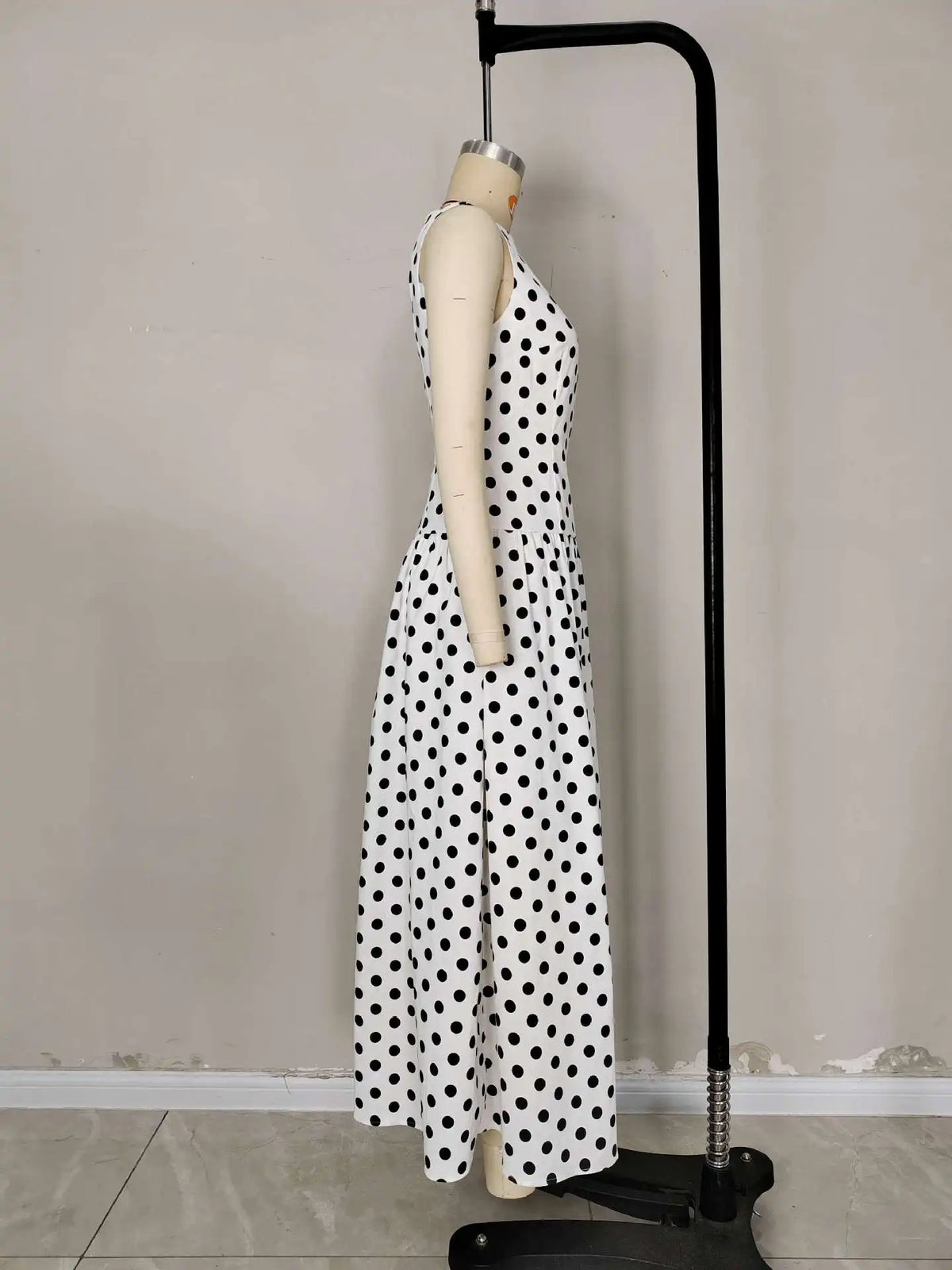 Vestido Comprido de Bolas sem Mangas — foto 12 | Tolobasao