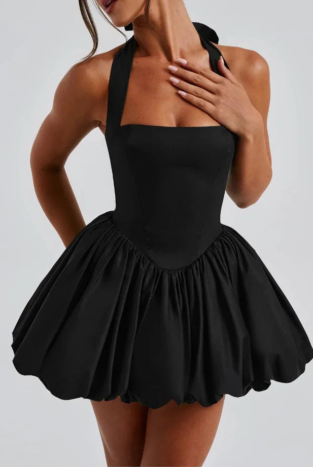 Vestido Curto Vermelho com Corpete e Decote Halter — foto 47 | Tolobasao