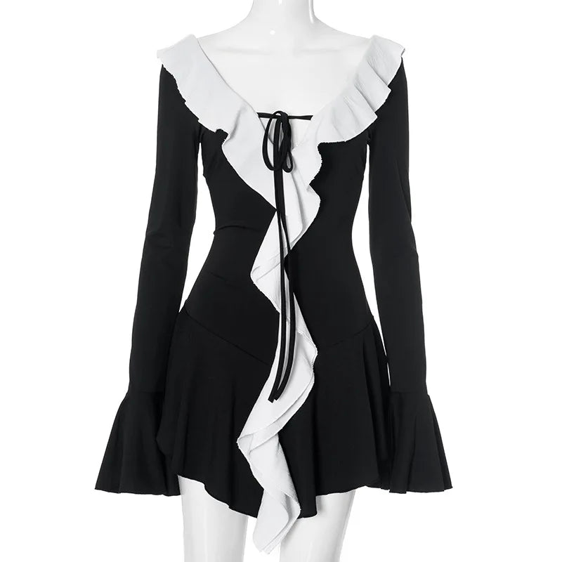 Vestido Curto com Folhos e Mangas Amplas — foto 21 | Tolobasao
