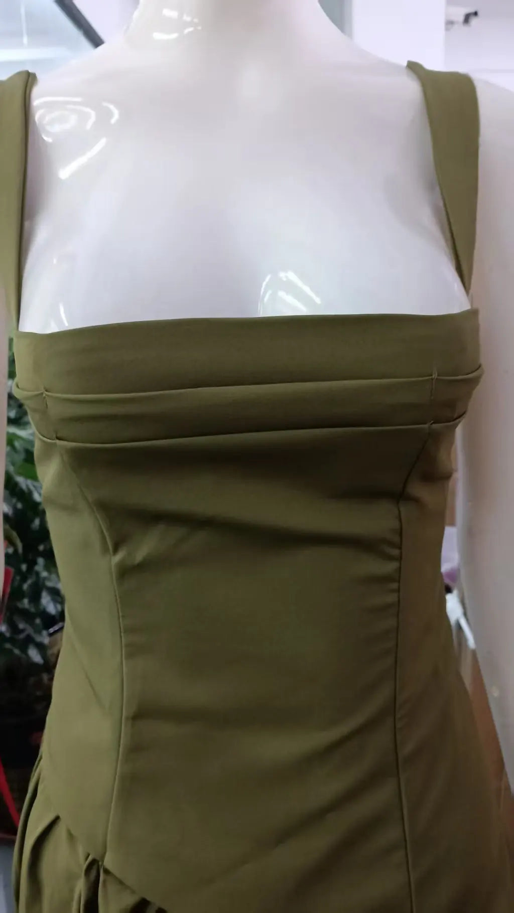 Vestido Comprido com Corpete, Laço e Fenda — foto 9 | Tolobasao