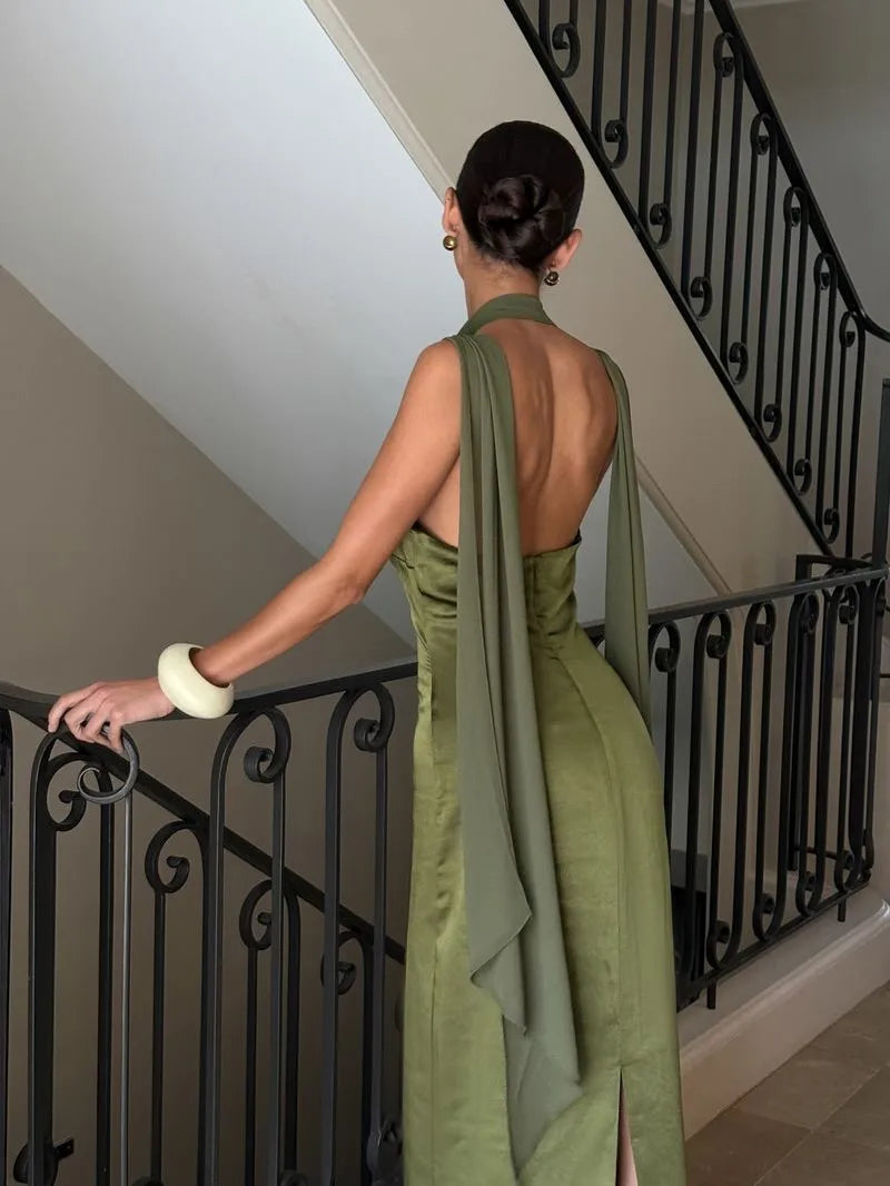 Vestido Comprido Verde de Cetim com Laço — foto 15 | Tolobasao