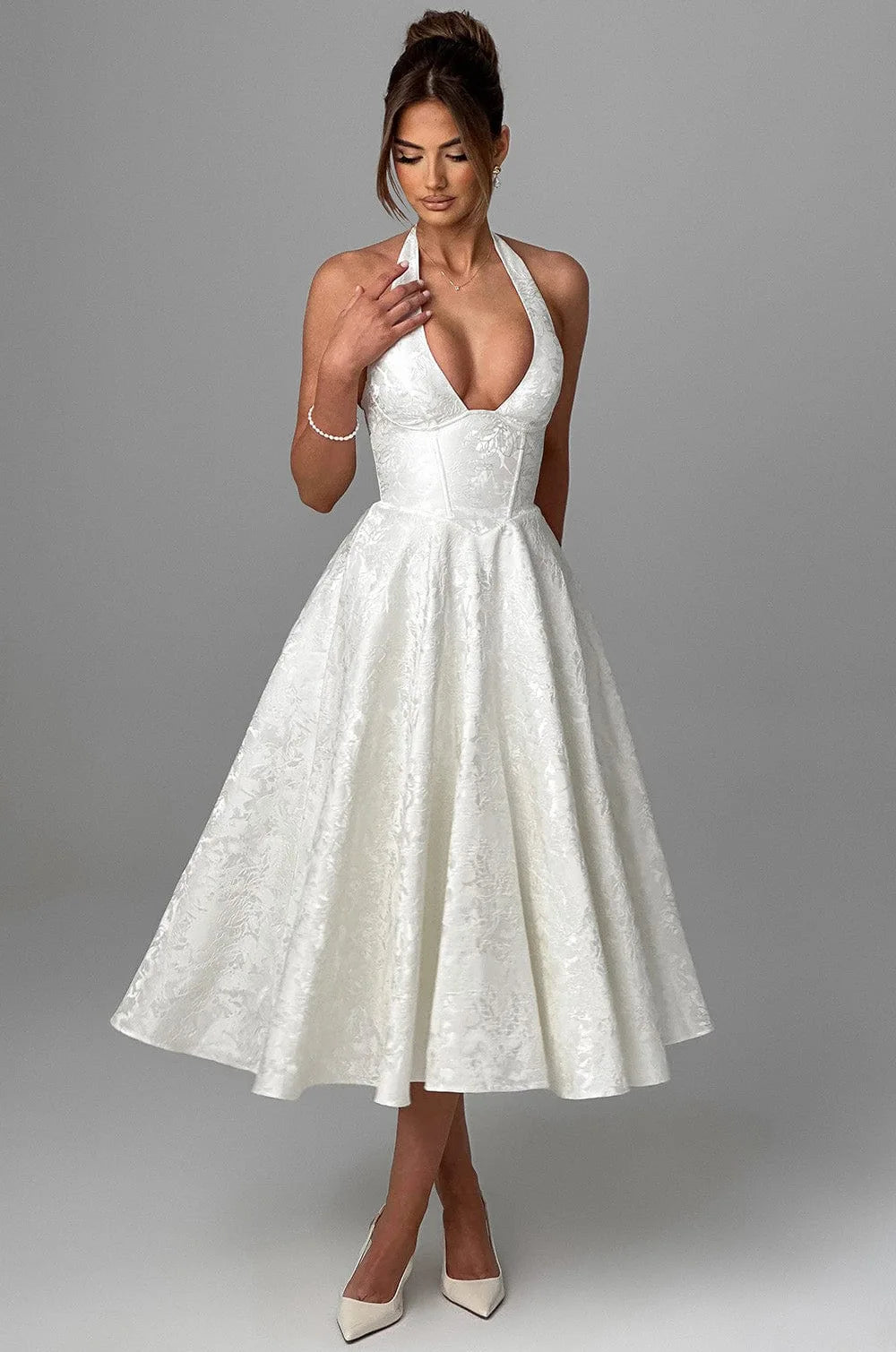 Vestido Comprido com Laço e Corpete — foto 43 | Tolobasao