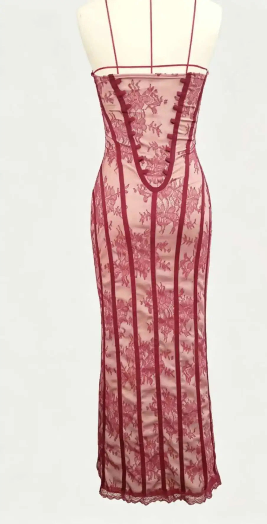 Vestido Comprido de Renda com Corpete — foto 9 | Tolobasao