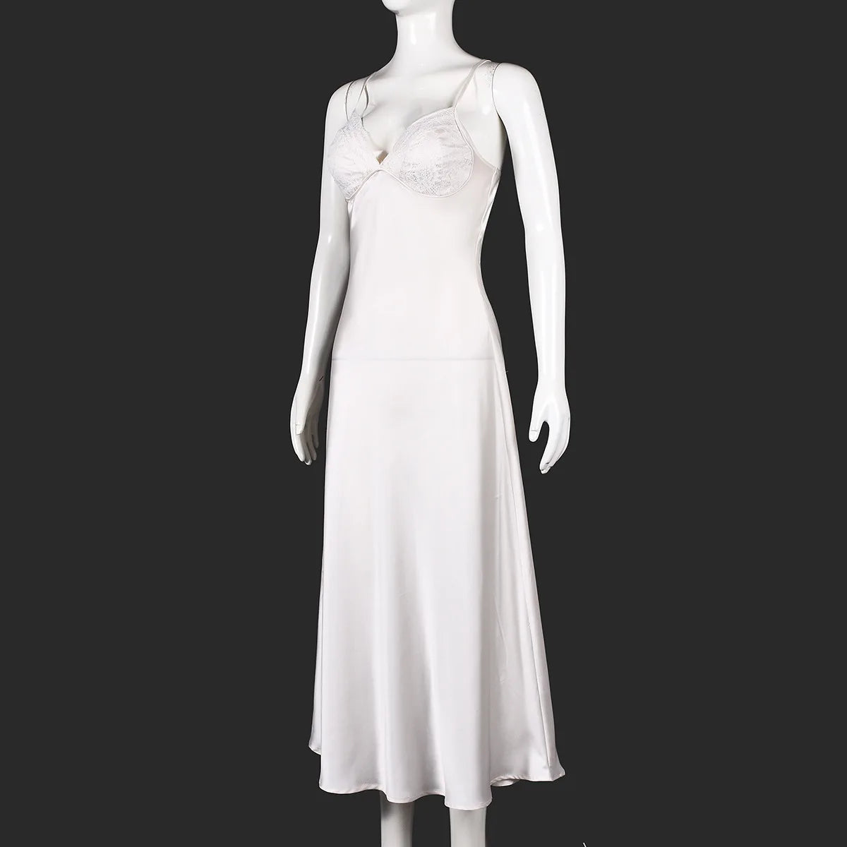 Vestido Comprido de Cetim com Renda — foto 19 | Tolobasao