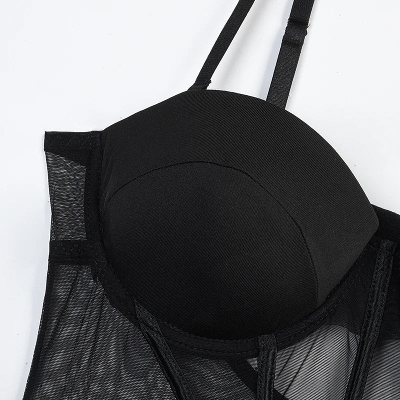 Conjunto de Lingerie em Tule com Body e Ligas — 3 Peças