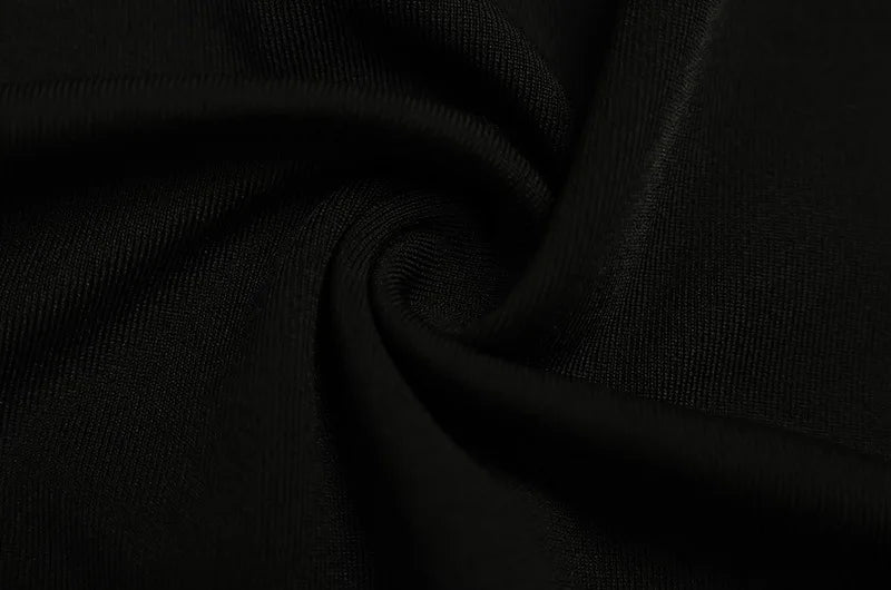 Vestido Curto de Renda com Gola Alta — Modelo B em Preto — foto 22 | Tolobasao