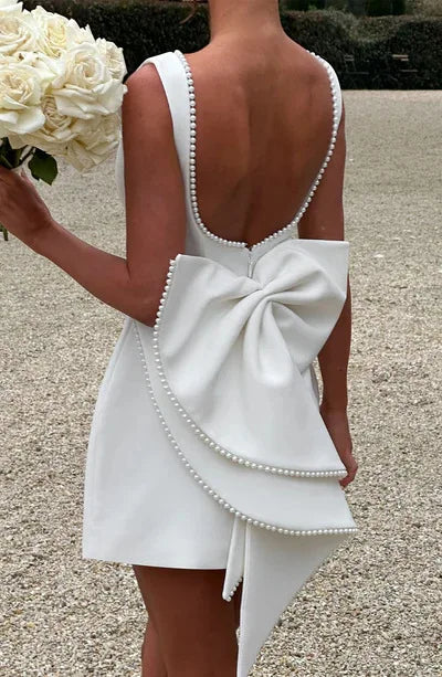 Vestido Curto com Laço e Pérolas — Preto — foto 13 | Tolobasao