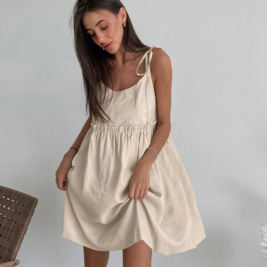 Vestido Curto em Linho com Atacadores — foto 27 | Tolobasao