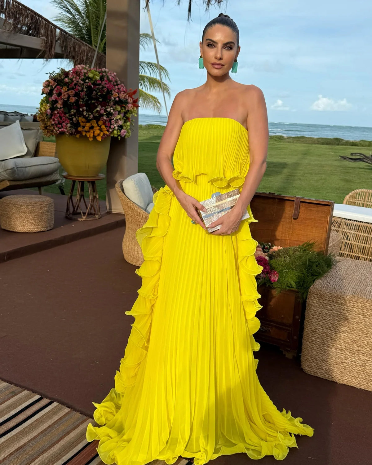 Vestido Comprido sem Alças com Folhos — foto 18 | Tolobasao
