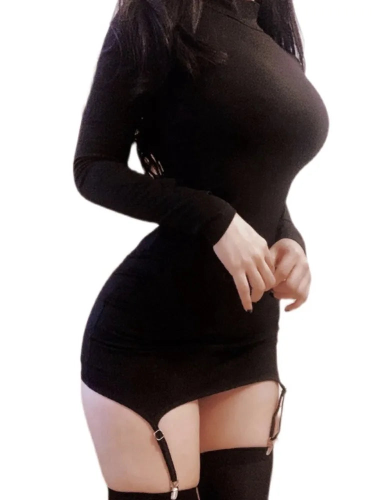 Vestido Curto de Renda com Gola Alta — Modelo C em Preto — foto 5 | Tolobasao