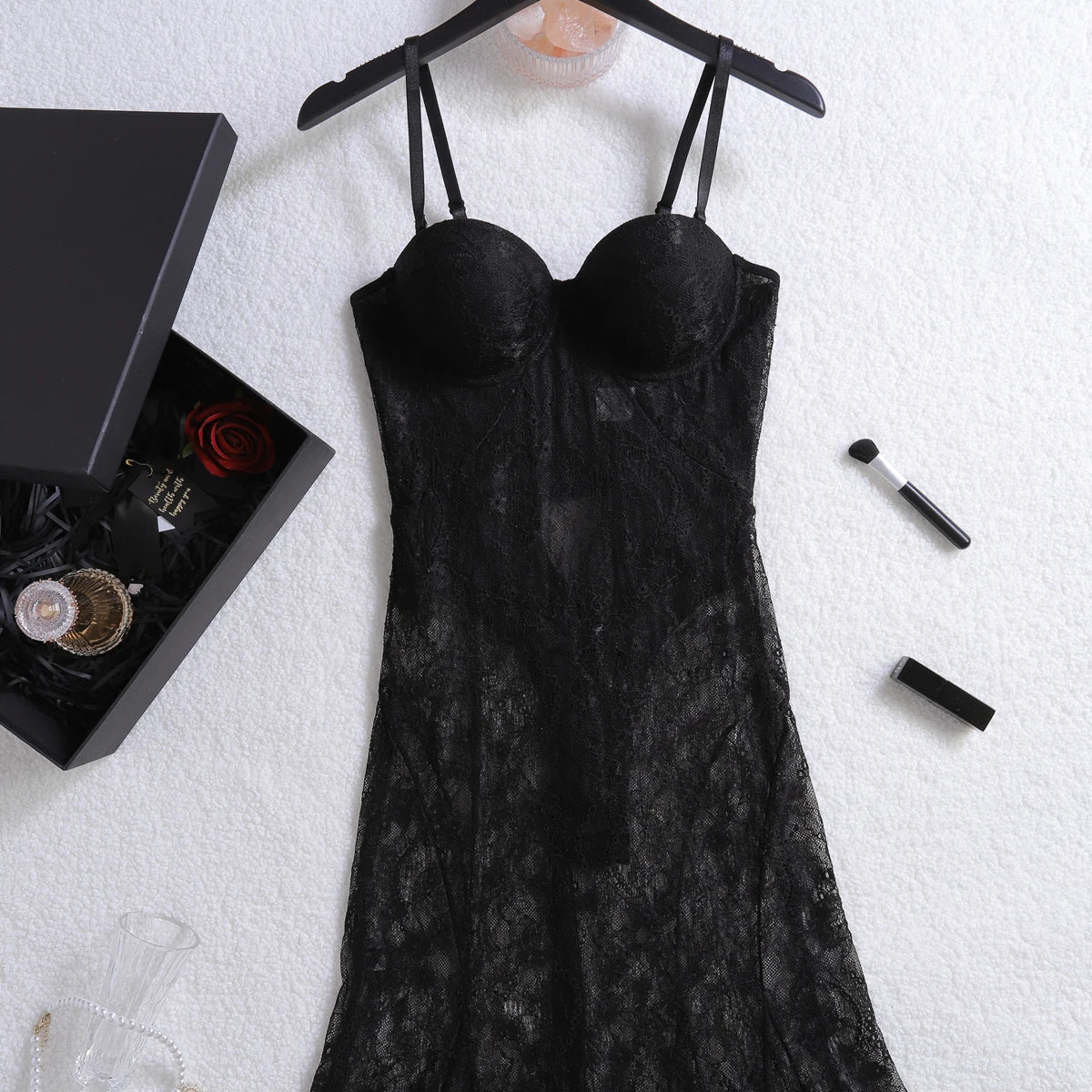 Vestido Comprido de Lingerie em Renda e Tule em Preto — foto 15 | Tolobasao