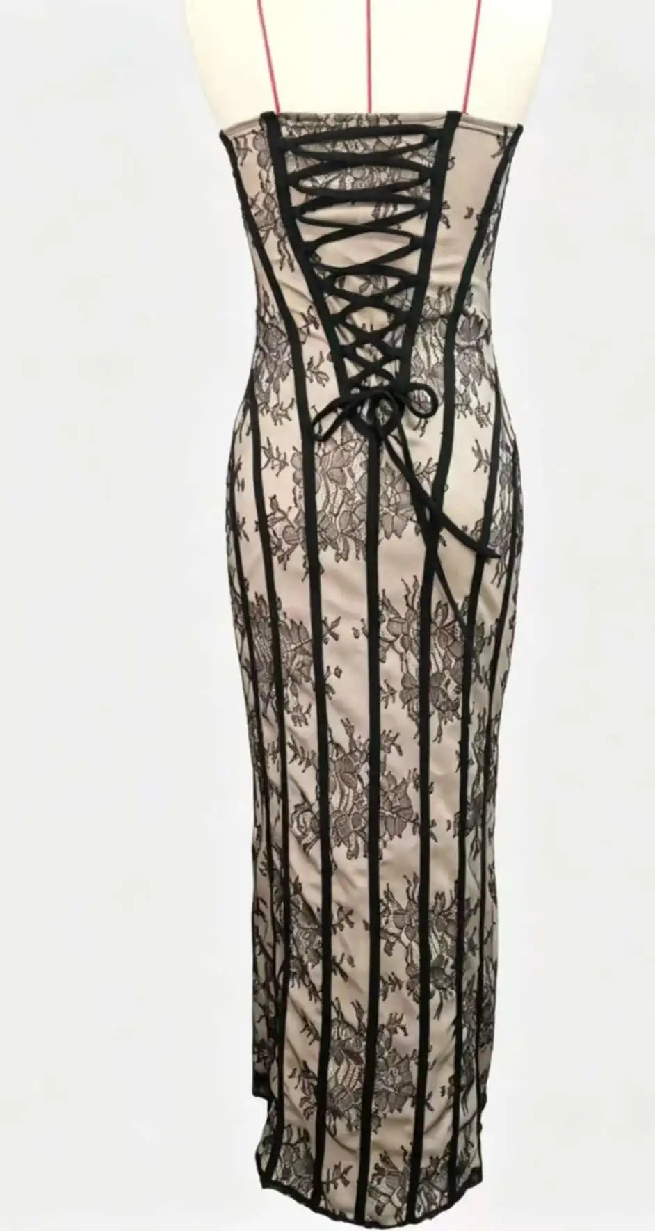 Vestido Comprido de Renda com Corpete — foto 10 | Tolobasao