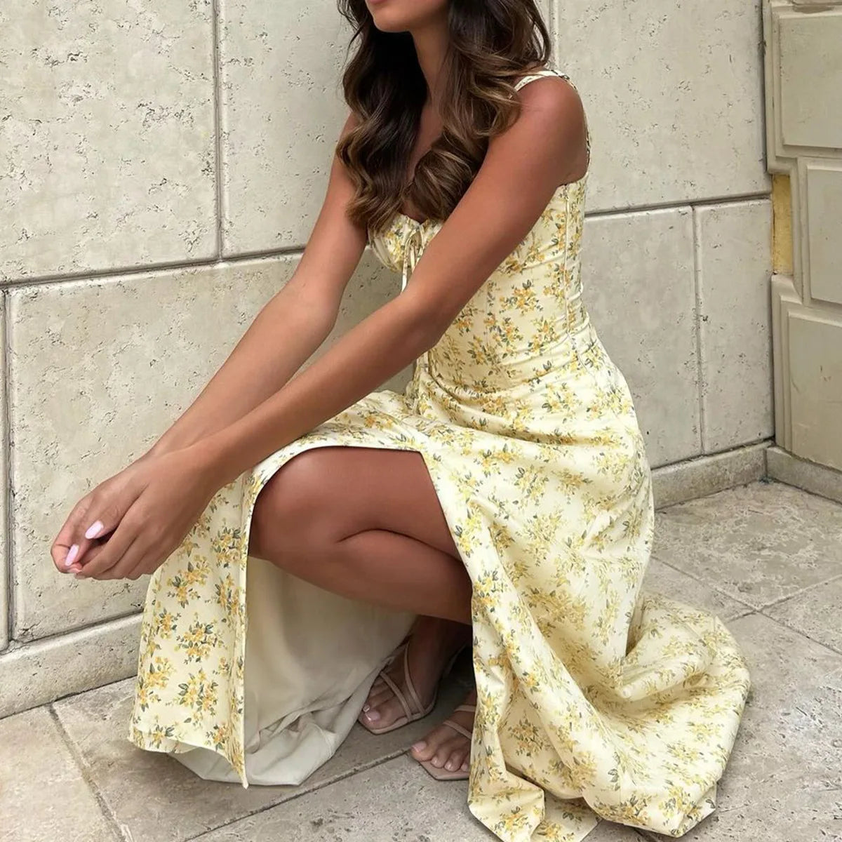 Vestido Midi Floral com Corpete e Fenda — Modelo A — foto 15 | Tolobasao