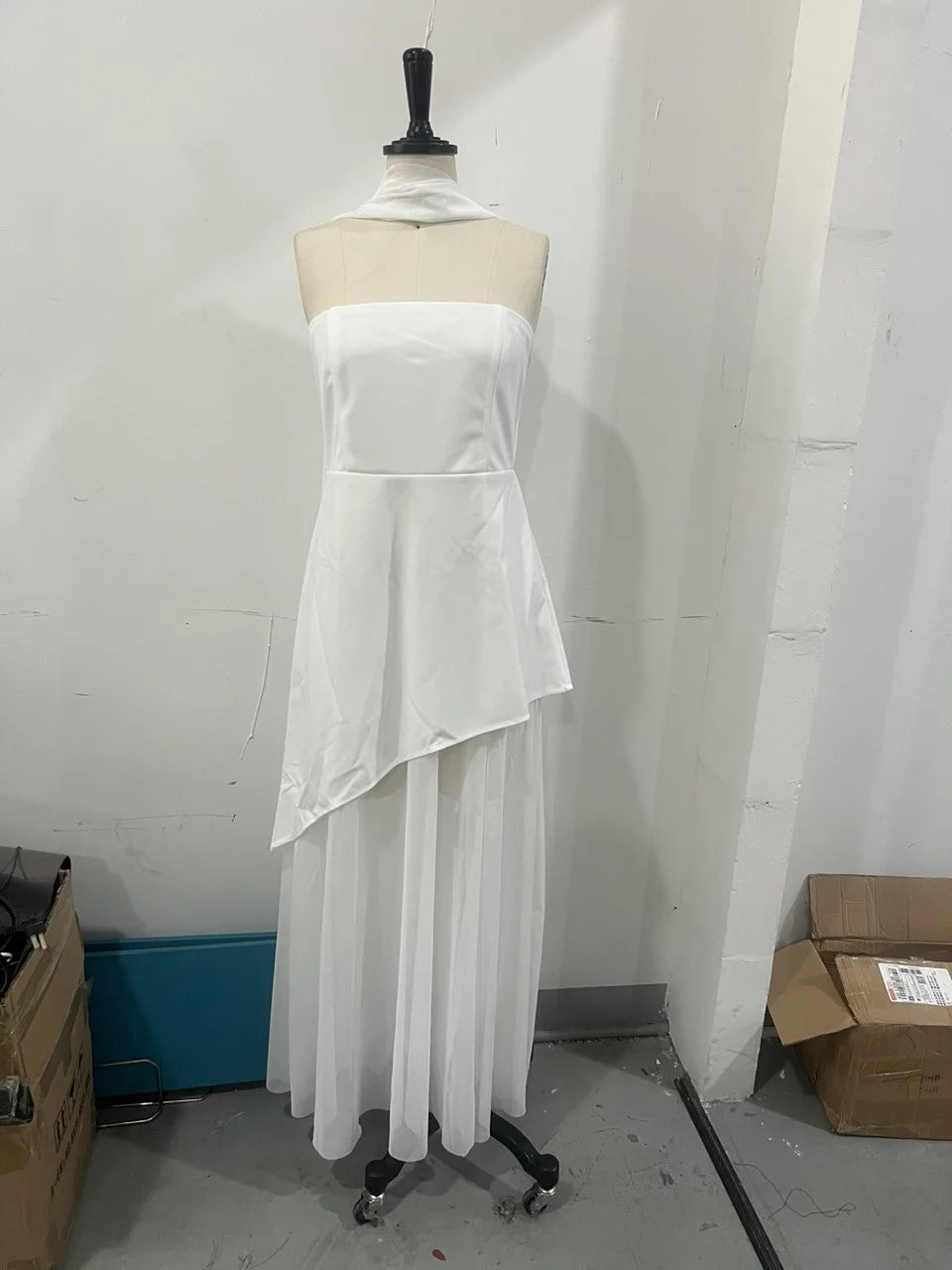 Vestido Comprido sem Alças com Tule — foto 9 | Tolobasao