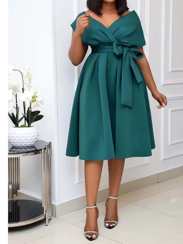 Vestido Midi com Laço e Decote em V — foto 7 | Tolobasao
