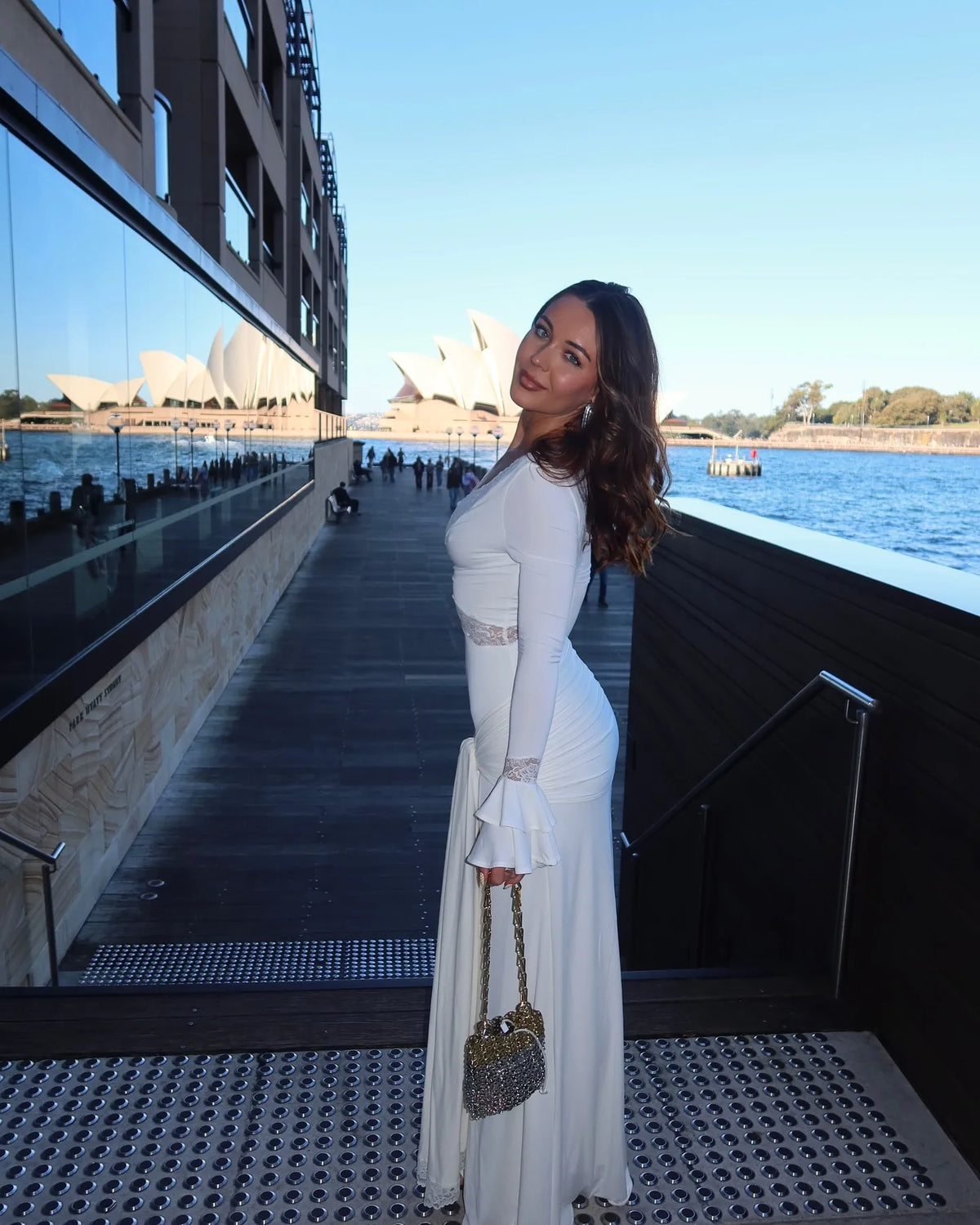 Vestido Comprido de Manga Comprida com Renda em Branco — foto 16 | Tolobasao