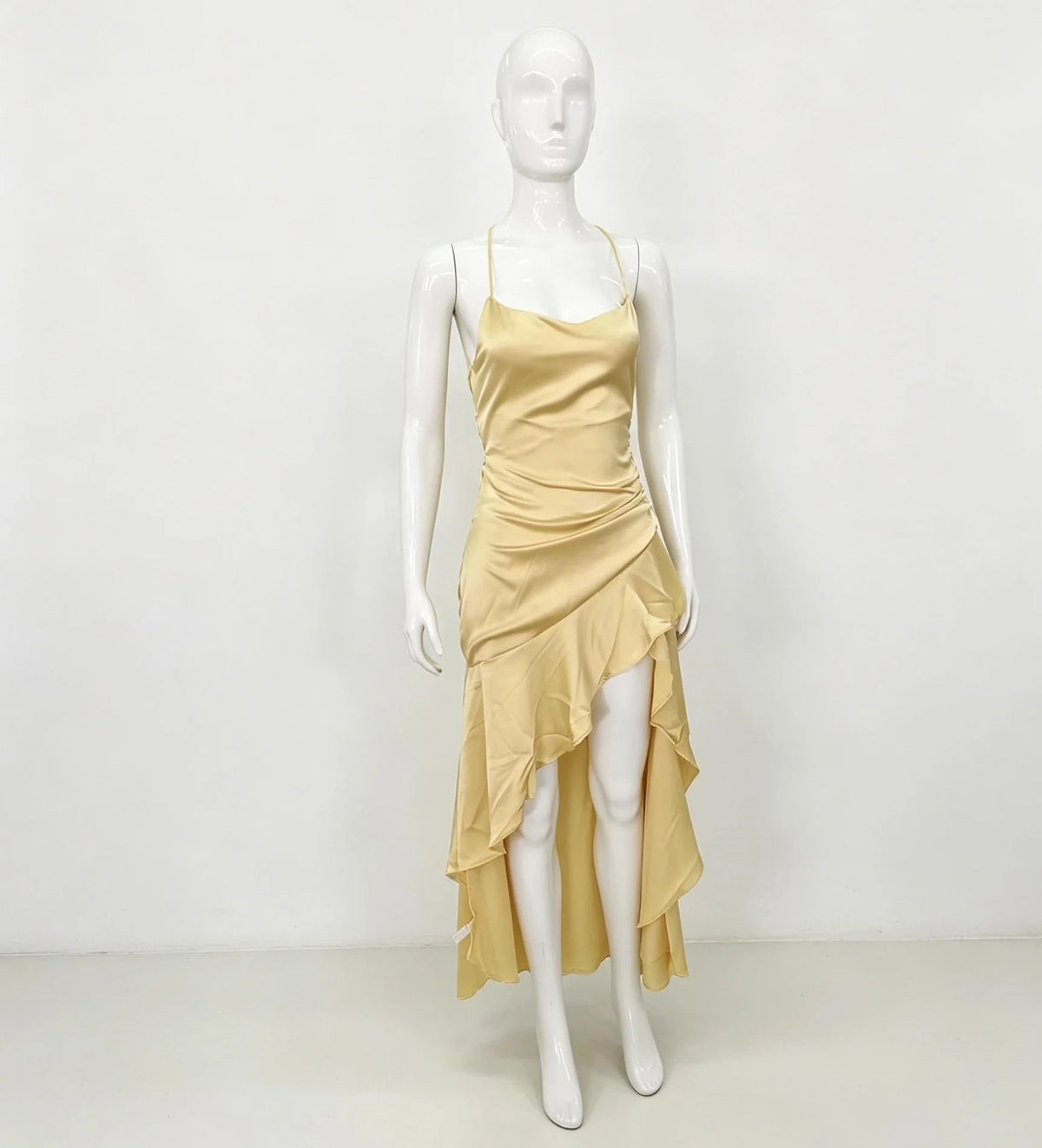 Vestido Comprido Acetinado com Folhos — foto 10 | Tolobasao