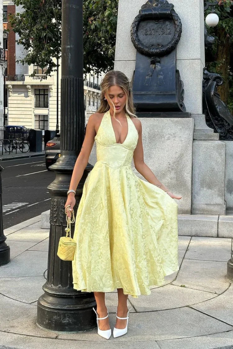 Vestido Comprido com Laço e Corpete — foto 3 | Tolobasao