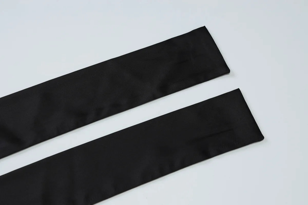 Vestido Comprido de Cetim com Laço e Costas Descobertas em Preto — foto 19 | Tolobasao