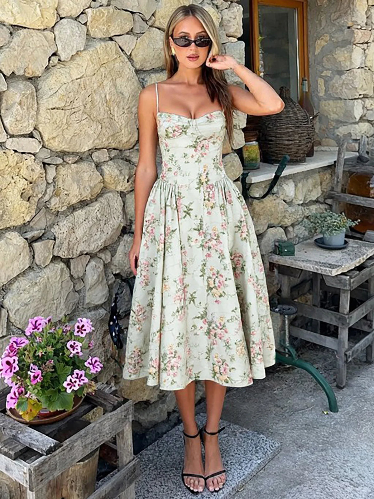 Vestido Midi Floral de Cintura Alta — Modelo B — foto 2 | Tolobasao