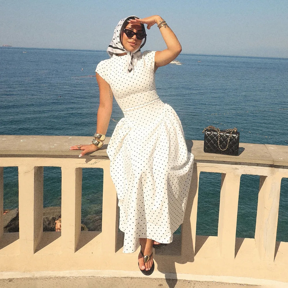 Vestido Comprido Vintage de Bolas sem Mangas — foto 33 | Tolobasao