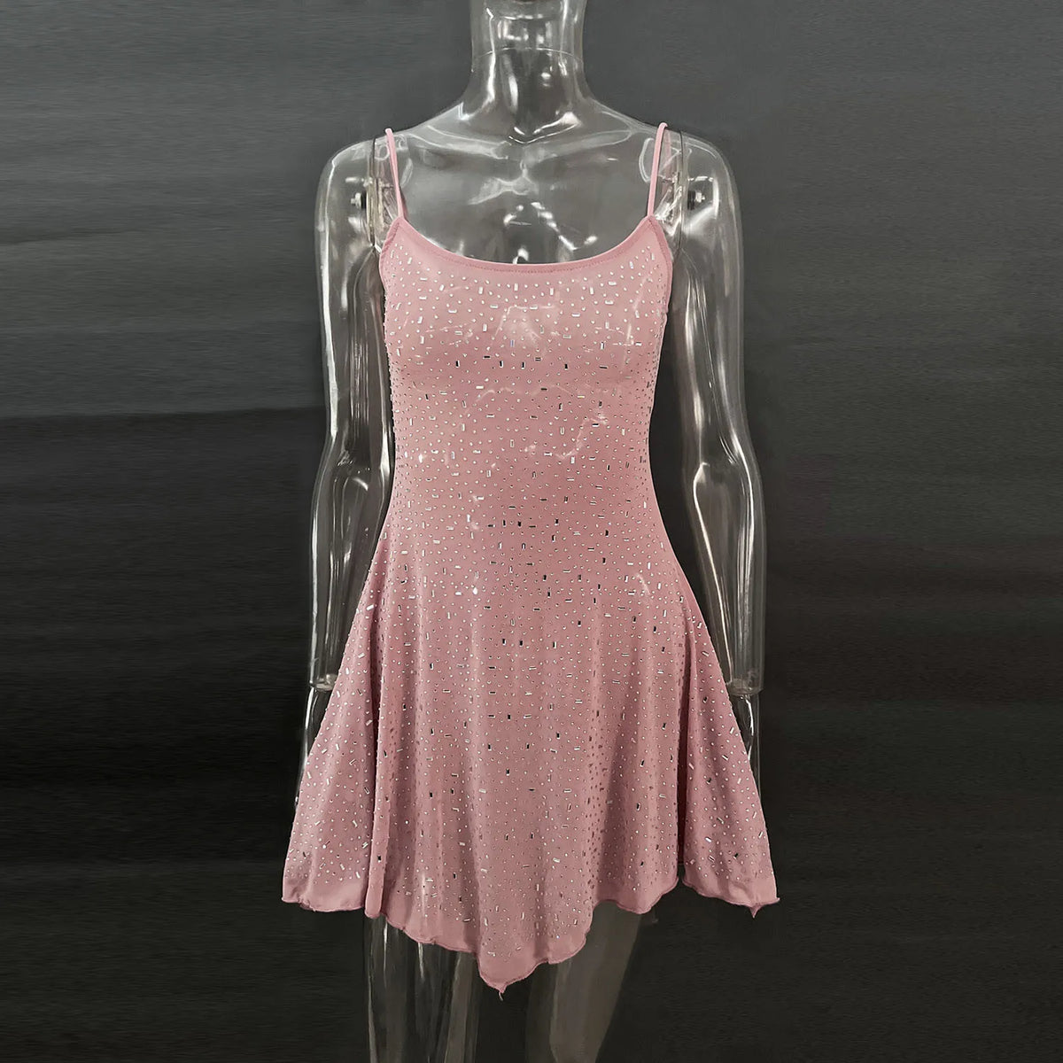 Vestido Curto com Brilho e Pedrarias — foto 40 | Tolobasao