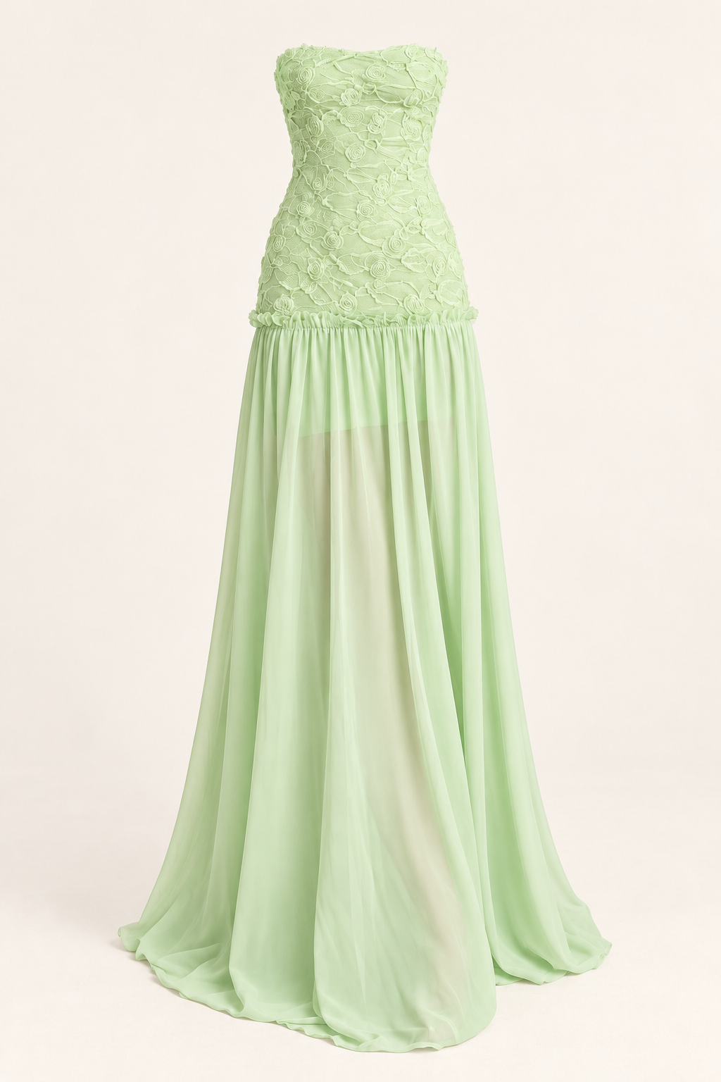 Vestido Comprido Bordado sem Alças