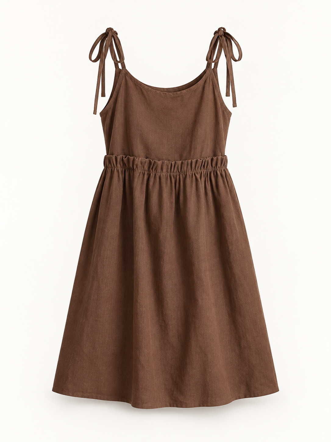Vestido Curto em Linho com Atacadores em Castanho — imagem de produto em fundo de estúdio | Tolobasao